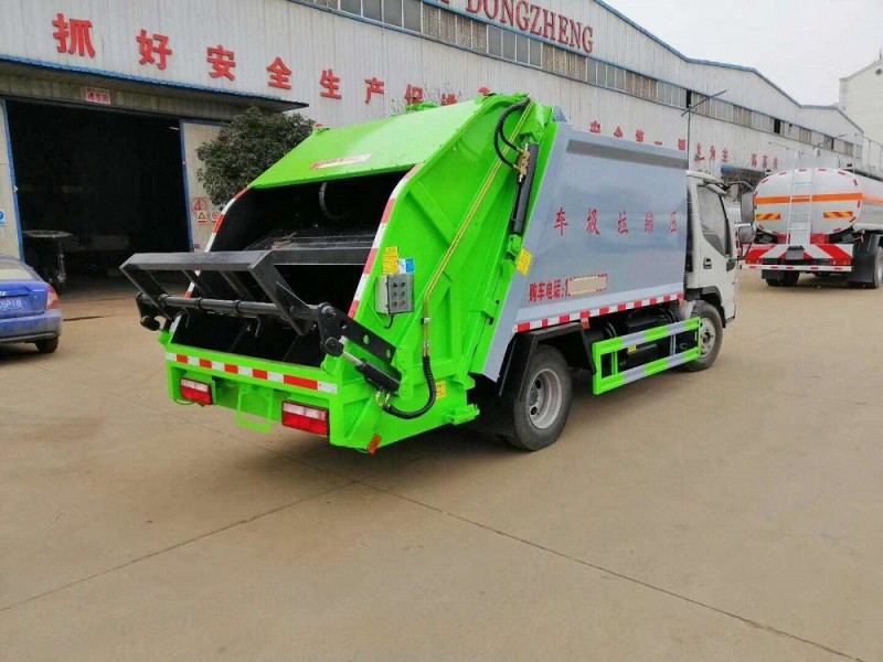 江淮5方壓縮式垃圾車