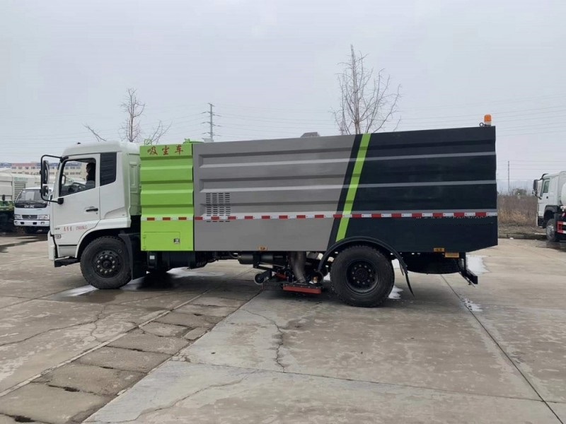 東風(fēng)天錦12方吸塵車