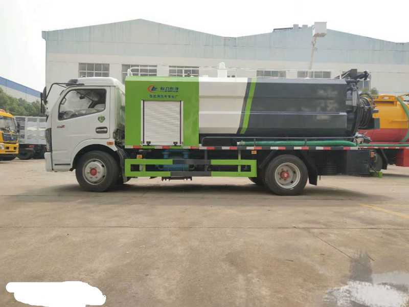 東風多利卡清洗吸污車（10方）圖片